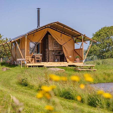 Under The Oak Glamping Caerphilly Exterior foto
